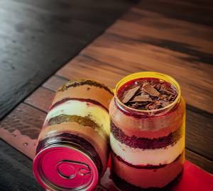 Jar Layer Chocolate Cakes(1 jar)
