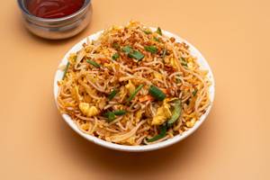 Egg Chilly Garlic Noodle