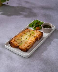 Pull Apart Garlic Bread