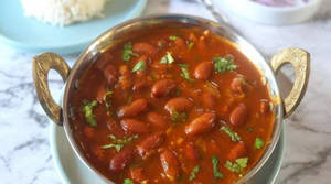 Khattey Rajma [v]