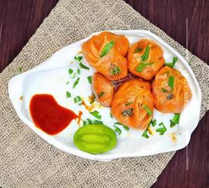 Paneer momos [chilli]                                                                   