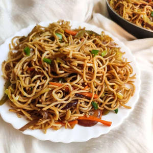 Veg Chowmein    