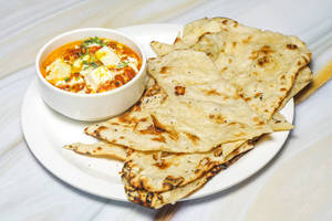 2 Butter Naan With Paneer Butter Masala
