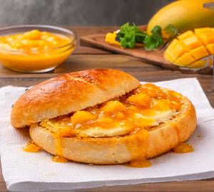Mango Bun Delight