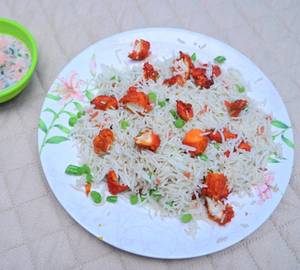 Chicken Fried Rice +Raita