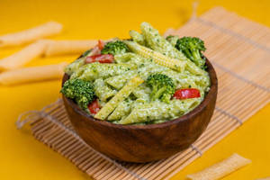Jain Creamy Pesto (pasta)