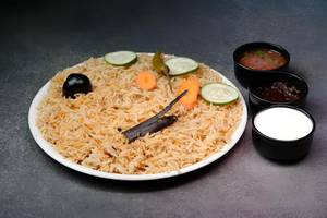 Mandi Rice Quarter