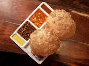 Jammu Poori (2 Pcs)