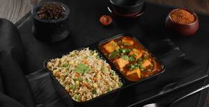 Chilli Paneer With Fried Rice