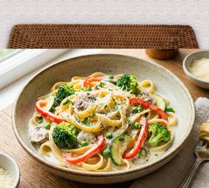 White Sause Veg Pasta