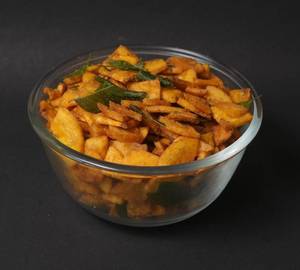 Banana Iv Cut (Curry Leaf)