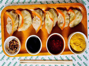 Spicy Paneer Momos