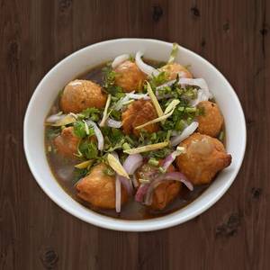 Banarasi kachori chana