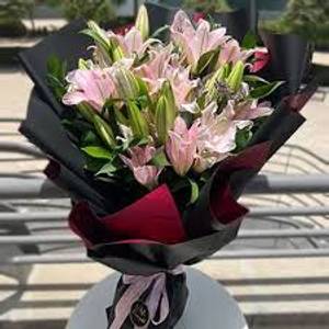 Oriental lily bunch [10 sticks]