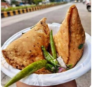 Spicy samosa