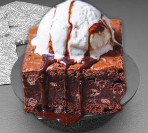 Brownie [With Ice Cream]