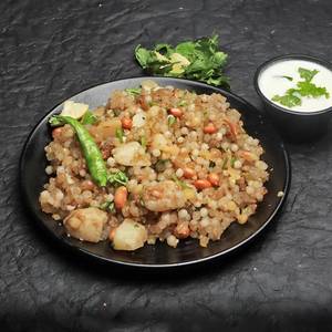 Sabudana Khichdi With Dahi
