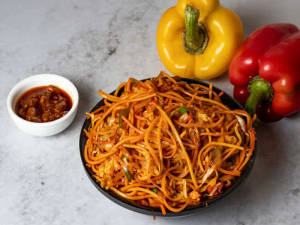 Chicken Schezwan Noodles