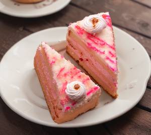 Honey rose pastire cake