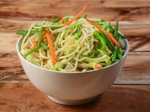 Soft veg noodles