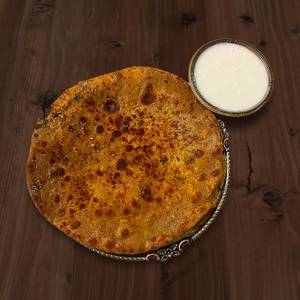 Paneer paratha [2 pieces with curd]