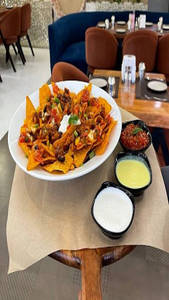 Nachos With Salsa