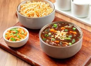 Veg Manchow Soup (noodles)