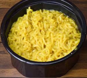 Plain maggi [serves 1]