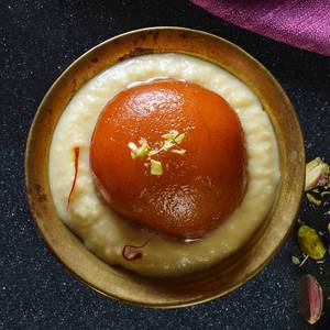 Gulab Jamun With Rabri [1pc]
