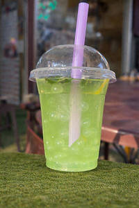 Green Glow Sip
