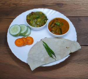 JOLA ROTI 2 PICS WITH [ 2 CURRIES]