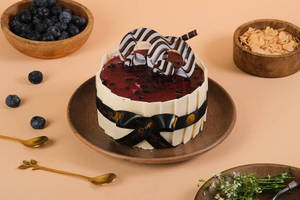 Eggless Blueberry Cake