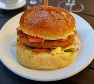 Aloo Tikki Burger