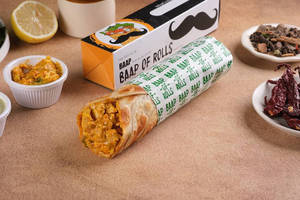 Achari Paneer Roll