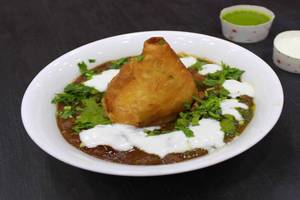 Samosa Chole