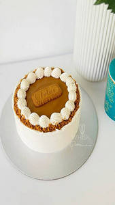 Lotus Biscoff Supreme Cakes (eggless)