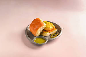 Vada  Pav (1pc)