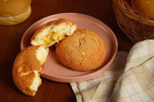 Almond Butter Bun