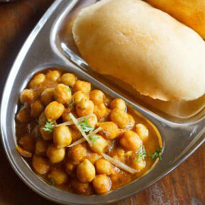 Chhole Bhature Combo [Serves 1]