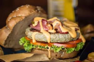 Krustys Clogger Burger