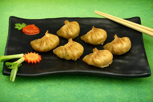 Wheat Veg Momos (6 Pc)