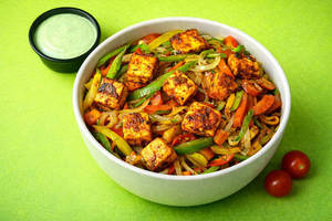 Peri Peri Paneer Salad With Honey Mustard Dressing