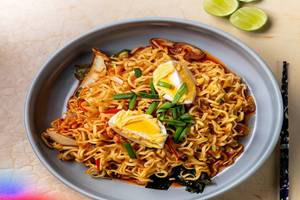 Tom Yum Noodles Gai ( Chicken Ramen Noodles In Thai Tom Yum Broth )