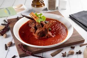 Laal Maas