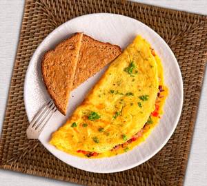 Omlette With Bread Toast