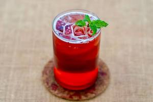 Hibiscus Iced Tea