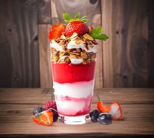 Falooda with Strawberry Ice Creams