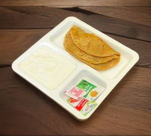 Aloo Paratha & Curd Combo