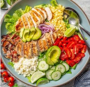 Grilled Veggies Chicken Salad Large