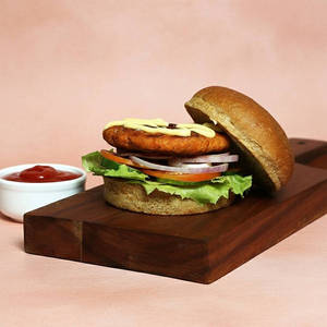 Chipotle Chicken Burger With Mexican Salsa